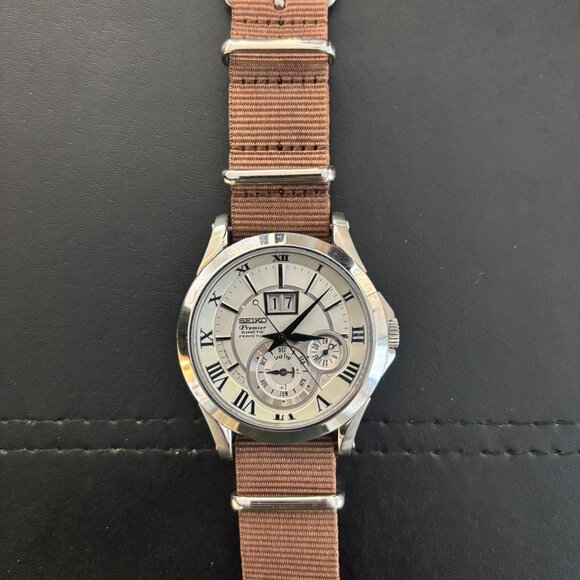 Seiko Premier Kinetic Perpetual - Calibre 7D56 - Men's Watch - Picture 1 of 7